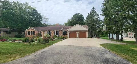 10800 41st Ave, Pleasant Prairie, WI 53158