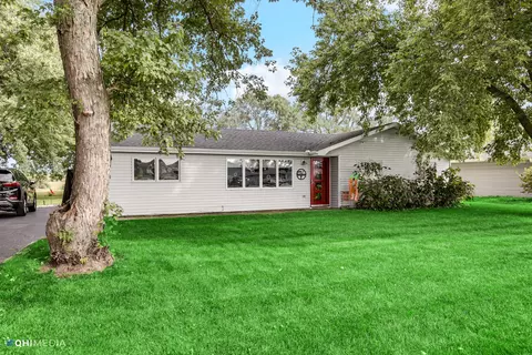 25327 S Sangamon St, Crete, IL 60417