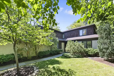 1156 Green Bay Rd, Highland Park, IL 60035