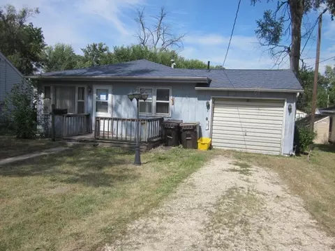 502 W 8th St, Rock Falls, IL 61071