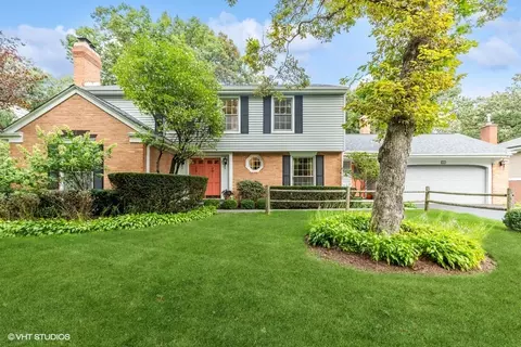 583 Beverly Pl, Lake Forest, IL 60045