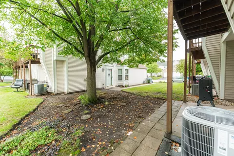 481 Nicole Dr #A, Bartlett, IL 60103 photo 24
