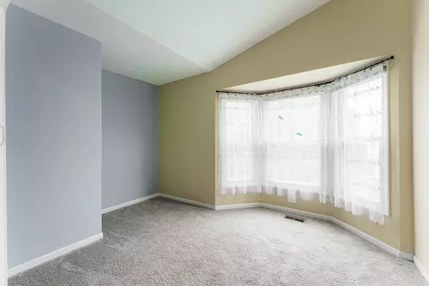 481 Nicole Dr #A, Bartlett, IL 60103 photo 11