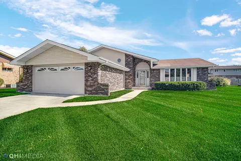 15435 S Cranberry Ct, Homer Glen, IL 60491