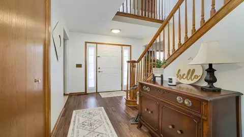 604 Commander Pl, Belvidere, IL 61008 photo 4