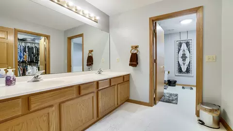 604 Commander Pl, Belvidere, IL 61008 photo 31