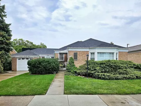 1623 N 76th Ave, Elmwood Park, IL 60707