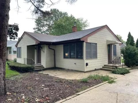 135 E 3rd St, Coal City, IL 60416