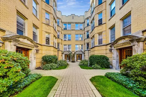 5452 S Cornell Ave #2E, Chicago, IL 60615
