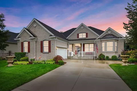 9 Joshua Ct, South Barrington, IL 60010