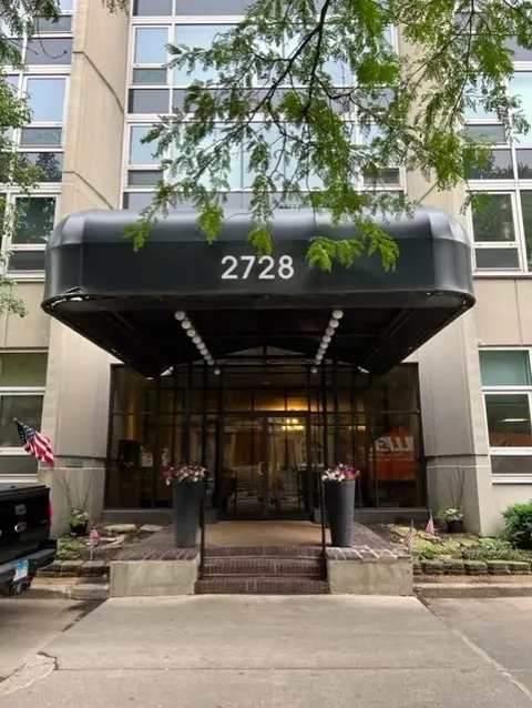 2728 N Hampden Ct #1910, Chicago, IL 60614