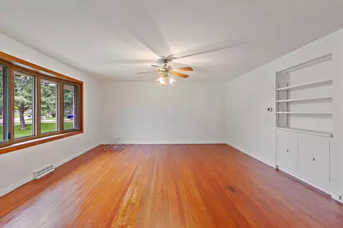 19 Durell Dr, Kankakee, IL 60901 photo 3