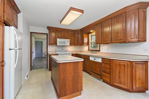 19 Durell Dr, Kankakee, IL 60901 photo 5