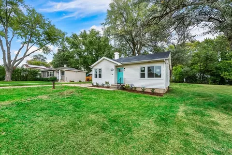 1514 Clayton Marsh Dr, Lake In The Hills, IL 60156