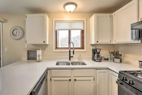 2598 E 1069th Rd, Ottawa, IL 61350 photo 9