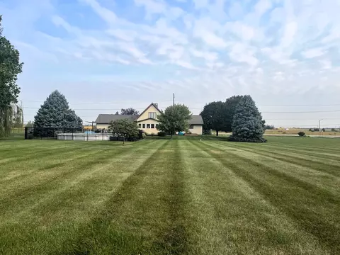 3307 E Raab Rd, Normal, IL 61761 photo 21