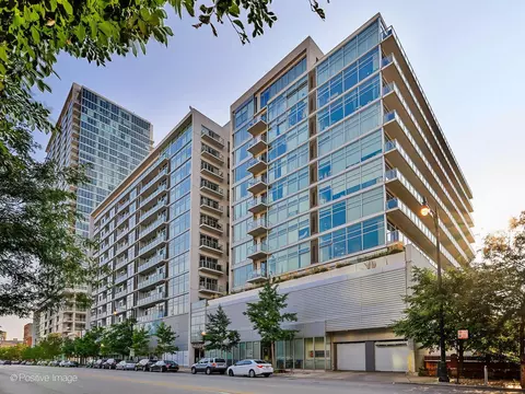 1620 S Michigan Ave #704, Chicago, IL 60616