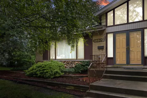 18807 Delta Rd, Homewood, IL 60430