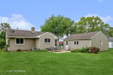 256 E Main St, Cary, IL 60013 photo 11