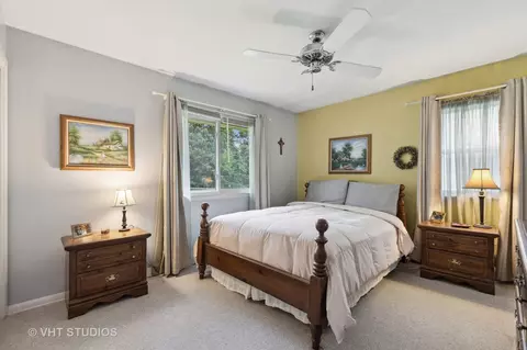 256 E Main St, Cary, IL 60013 photo 3