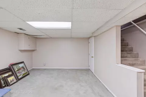 256 E Main St, Cary, IL 60013 photo 9