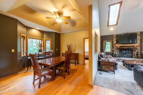 8919 Ferris Rd, Harvard, IL 60033 photo 9