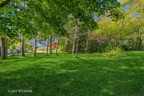 8919 Ferris Rd, Harvard, IL 60033 photo 2