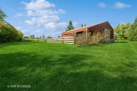 8919 Ferris Rd, Harvard, IL 60033 photo 5
