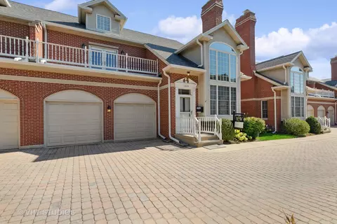 1234 Central Ave, Wilmette, IL 60091