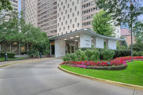 3950 N Lake Shore Dr #1311, Chicago, IL 60613