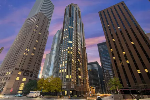 222 N Columbus Dr #1609, Chicago, IL 60601
