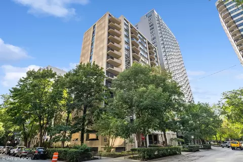 1450 N Astor St #14A, Chicago, IL 60610