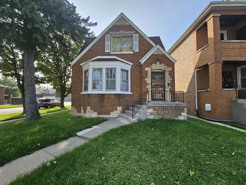7158 S Rockwell St, Chicago, IL 60629