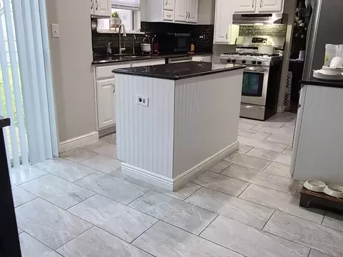 173 Dickens Trl, Elgin, IL 60120 photo 3