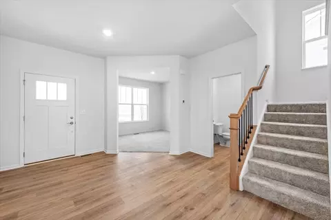 127 Hedgerow Dr, Elgin, IL 60124 photo 8