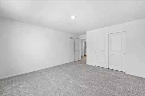 127 Hedgerow Dr, Elgin, IL 60124 photo 21
