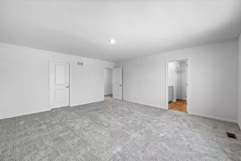 127 Hedgerow Dr, Elgin, IL 60124 photo 29