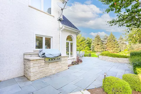 4 N571 Mountain Ash Dr, Wayne, IL 60184 photo 6