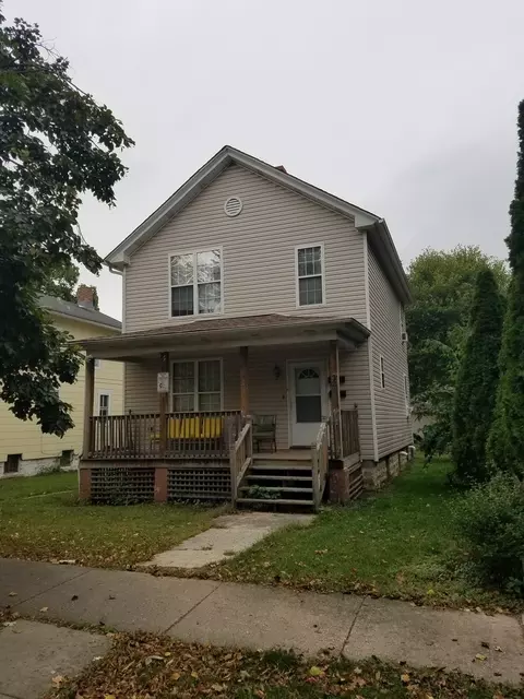 221 N Hickory St, Joliet, IL 60435