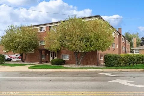 2521 Thatcher Ave #2H, River Grove, IL 60171