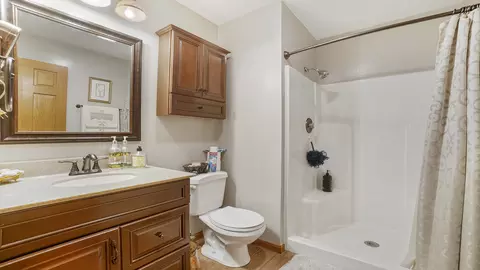 8317 Alan Ct, Rockford, IL 61108 photo 18