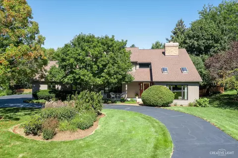 38 W126 Heatherfield Dr, Elgin, IL 60124