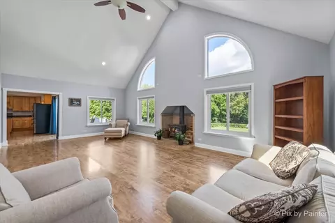 509 Deer Run, Spring Grove, IL 60081 photo 3