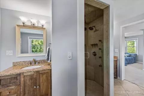 509 Deer Run, Spring Grove, IL 60081 photo 22