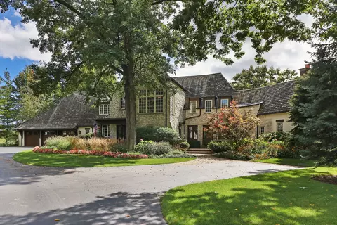 14115 Mettawa Woods Dr, Mettawa, IL 60045