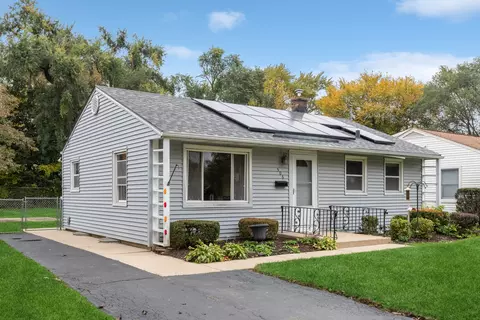 506 Everett Ave, Crystal Lake, IL 60014