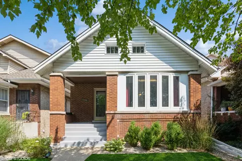 5230 W Pensacola Ave, Chicago, IL 60641