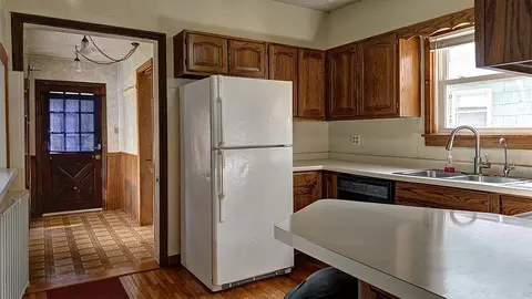 410 E 3rd St, Rock Falls, IL 61071 photo 4