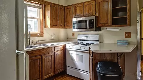 410 E 3rd St, Rock Falls, IL 61071 photo 3