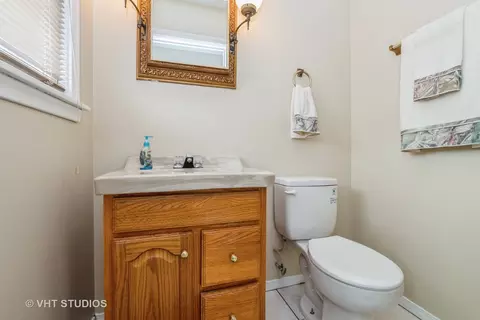 7906 W 73rd St, Bridgeview, IL 60455 photo 8